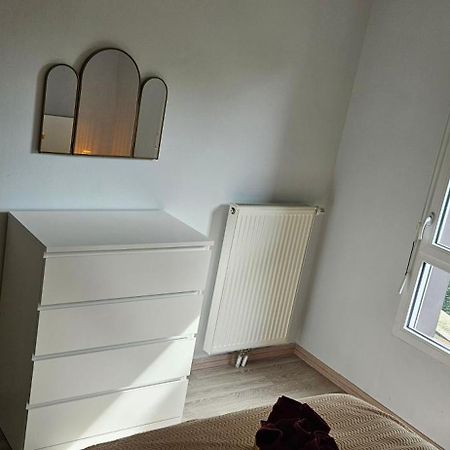 Appartement 2 Chambres Avec Terrasse Et Garage Saint-Andre-lez-Lille Экстерьер фото