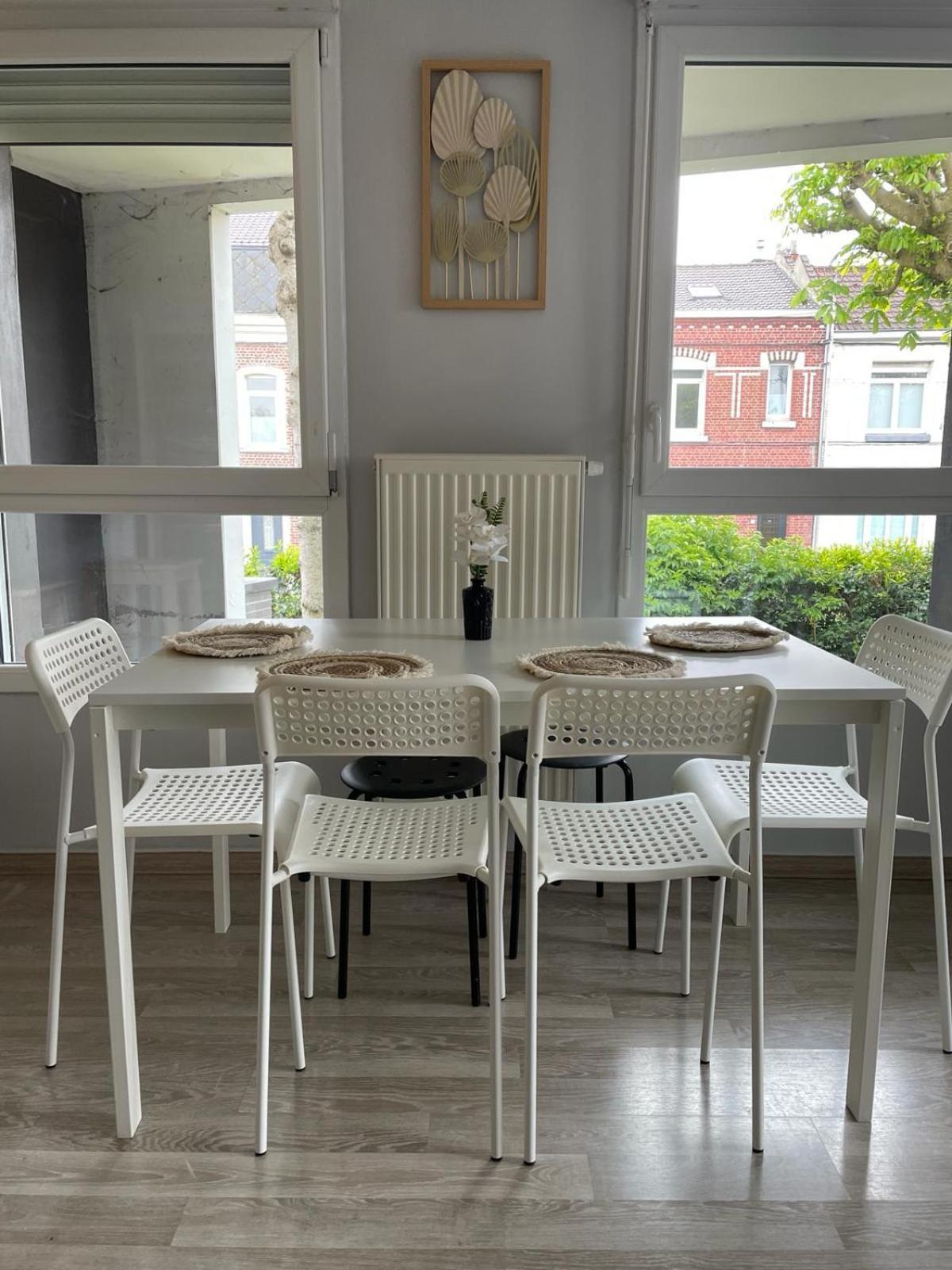 Appartement 2 Chambres Avec Terrasse Et Garage Saint-Andre-lez-Lille Экстерьер фото